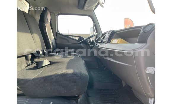 Ra Imported Mitsubishi i funfun Ọkọ̀ in Import - Dubai ni Ashanti Ra Imported Mitsubishi i funfun Ọkọ̀ in Import - Dubai ni Ashanti