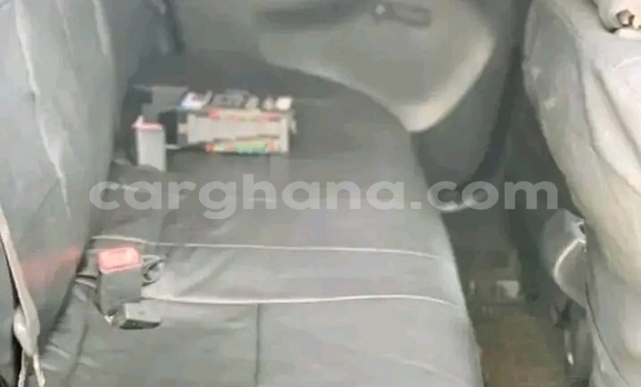 Ra Àlòkù Toyota Yaris Silver Ọkọ̀ in Accra ni Greater Accra Ra Àlòkù Toyota Yaris Silver Ọkọ̀ in Accra ni Greater Accra