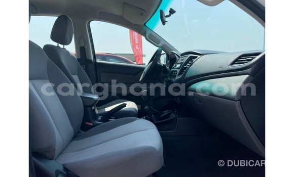 Sayi Imported Mitsubishi L200 White Mota in Import - Dubai a Ashanti Sayi Imported Mitsubishi L200 White Mota in Import - Dubai a Ashanti