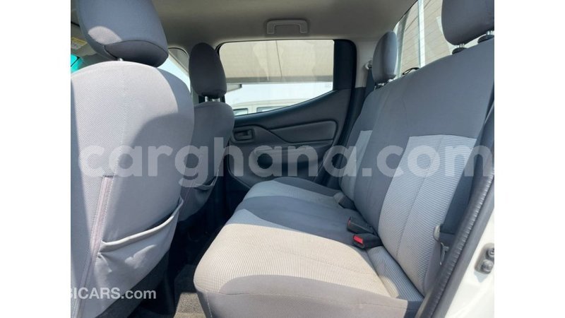 Big with watermark mitsubishi l200 ashanti import dubai 56715