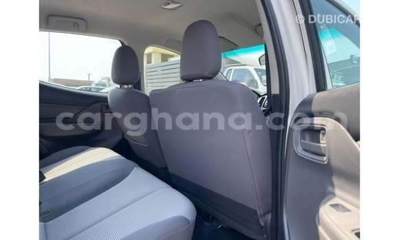 Sayi Imported Mitsubishi L200 White Mota in Import - Dubai a Ashanti Sayi Imported Mitsubishi L200 White Mota in Import - Dubai a Ashanti