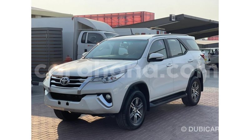 Big with watermark toyota fortuner ashanti import dubai 56728