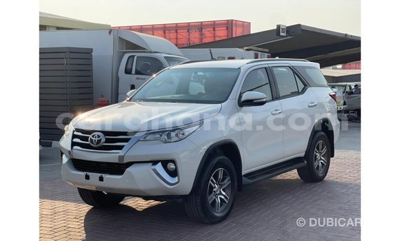 Buy Import Toyota Fortuner White Car in Import - Dubai in Ashanti Buy Import Toyota Fortuner White Car in Import - Dubai in Ashanti