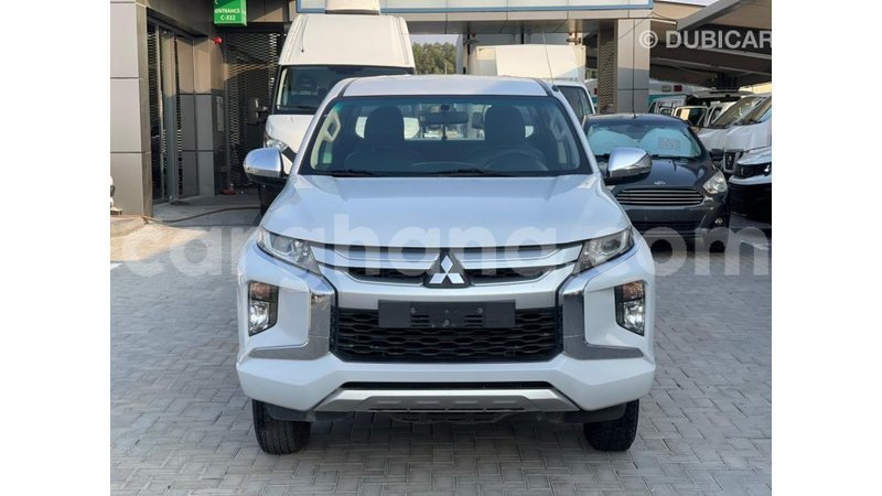 Big with watermark mitsubishi l200 ashanti import dubai 56729