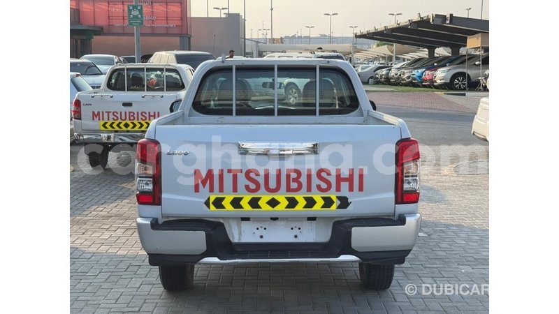 Big with watermark mitsubishi l200 ashanti import dubai 56729