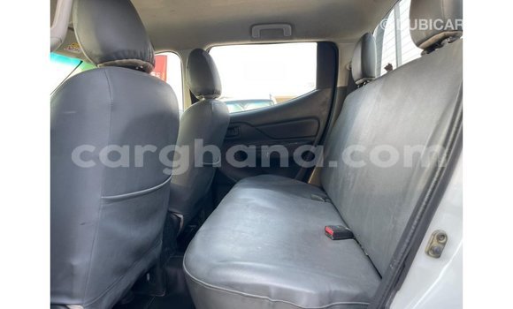 Buy Import Mitsubishi L200 White Car in Import - Dubai in Ashanti Buy Import Mitsubishi L200 White Car in Import - Dubai in Ashanti