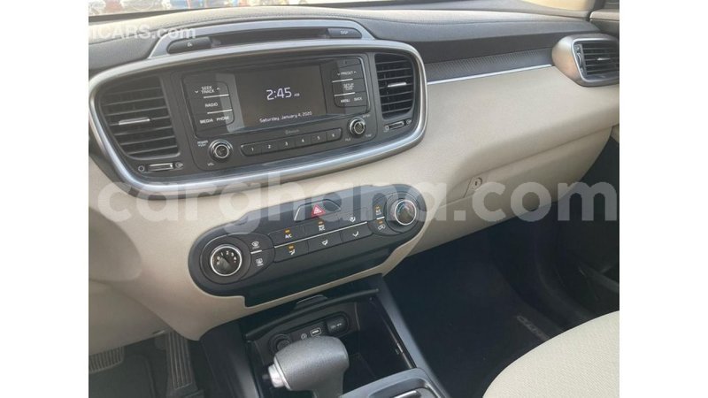 Big with watermark kia sorento ashanti import dubai 56730