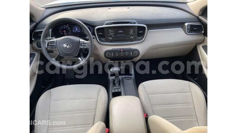 Big with watermark kia sorento ashanti import dubai 56730