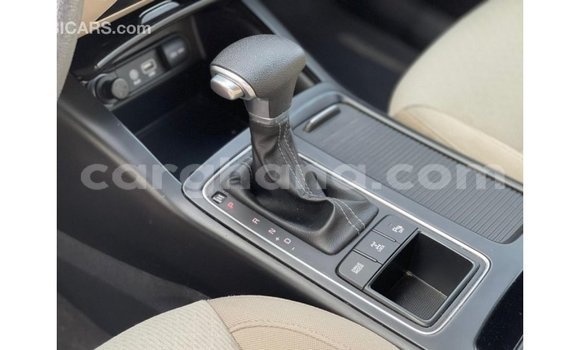 Ra Imported Kia Sorento funfun Ọkọ̀ in Import - Dubai ni Ashanti Ra Imported Kia Sorento funfun Ọkọ̀ in Import - Dubai ni Ashanti