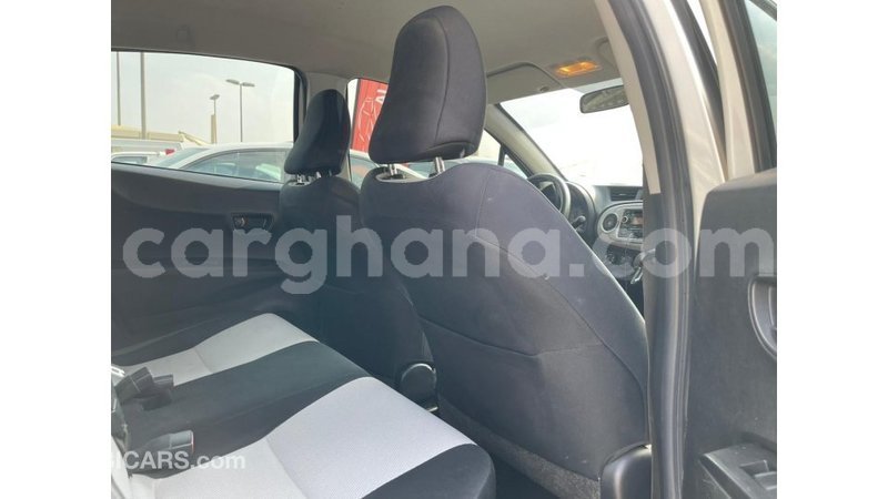 Big with watermark toyota yaris ashanti import dubai 56731