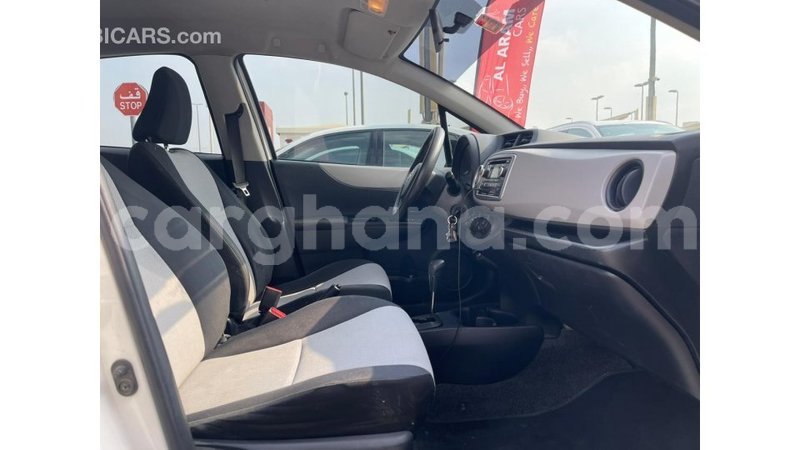 Big with watermark toyota yaris ashanti import dubai 56731