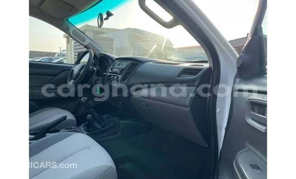Sayi Imported Mitsubishi L200 White Mota in Import - Dubai a Ashanti Sayi Imported Mitsubishi L200 White Mota in Import - Dubai a Ashanti