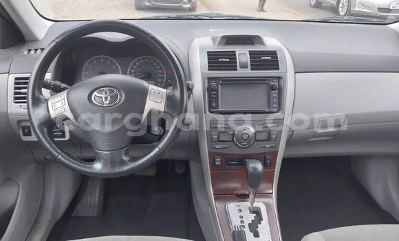 Ra Àlòkù Toyota Corolla Silver Ọkọ̀ in Accra ni Greater Accra Ra Àlòkù Toyota Corolla Silver Ọkọ̀ in Accra ni Greater Accra