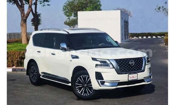 Buy Import Nissan Patrol White Car in Import - Dubai in Ashanti Buy Import Nissan Patrol White Car in Import - Dubai in Ashanti