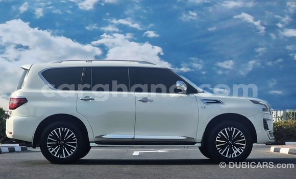 Buy Import Nissan Patrol White Car in Import - Dubai in Ashanti Buy Import Nissan Patrol White Car in Import - Dubai in Ashanti
