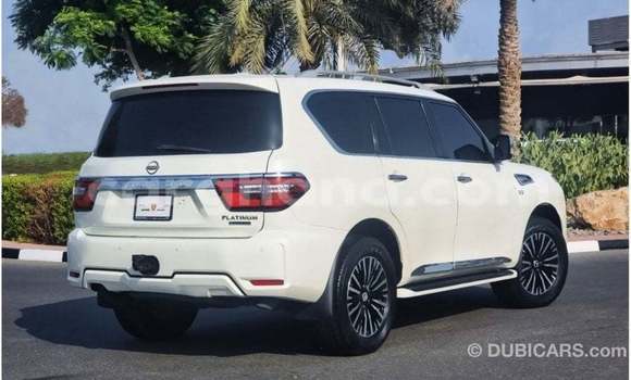 Buy Import Nissan Patrol White Car in Import - Dubai in Ashanti Buy Import Nissan Patrol White Car in Import - Dubai in Ashanti