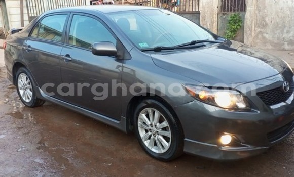 Buy Used Toyota Corolla Silver Car in Sekondi–Takoradi Metropolitan in Western