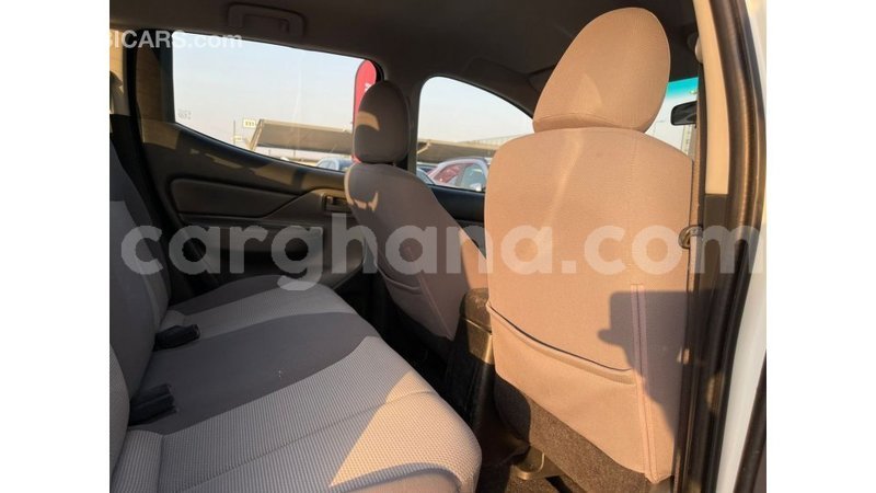 Big with watermark mitsubishi l200 ashanti import dubai 56757