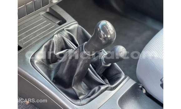 Sayi Imported Mitsubishi L200 White Mota in Import - Dubai a Ashanti Sayi Imported Mitsubishi L200 White Mota in Import - Dubai a Ashanti