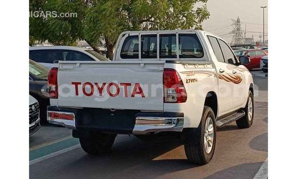Buy Import Toyota Hilux White Car in Import - Dubai in Ashanti Buy Import Toyota Hilux White Car in Import - Dubai in Ashanti