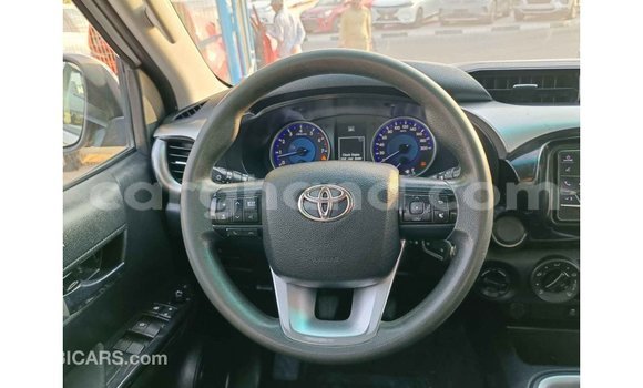 Buy Import Toyota Hilux White Car in Import - Dubai in Ashanti Buy Import Toyota Hilux White Car in Import - Dubai in Ashanti