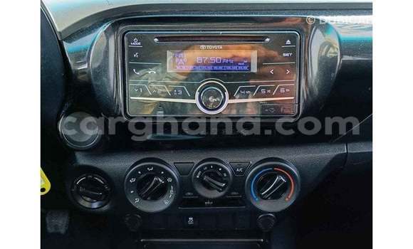 Buy Import Toyota Hilux White Car in Import - Dubai in Ashanti Buy Import Toyota Hilux White Car in Import - Dubai in Ashanti