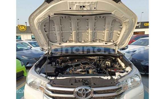 Buy Import Toyota Hilux White Car in Import - Dubai in Ashanti Buy Import Toyota Hilux White Car in Import - Dubai in Ashanti