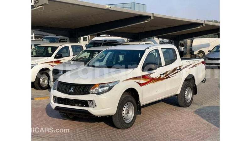 Big with watermark mitsubishi l200 ashanti import dubai 56773