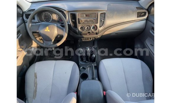 Ra Imported Mitsubishi L200 funfun Ọkọ̀ in Import - Dubai ni Ashanti Ra Imported Mitsubishi L200 funfun Ọkọ̀ in Import - Dubai ni Ashanti