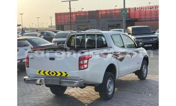 Ra Imported Mitsubishi L200 funfun Ọkọ̀ in Import - Dubai ni Ashanti Ra Imported Mitsubishi L200 funfun Ọkọ̀ in Import - Dubai ni Ashanti