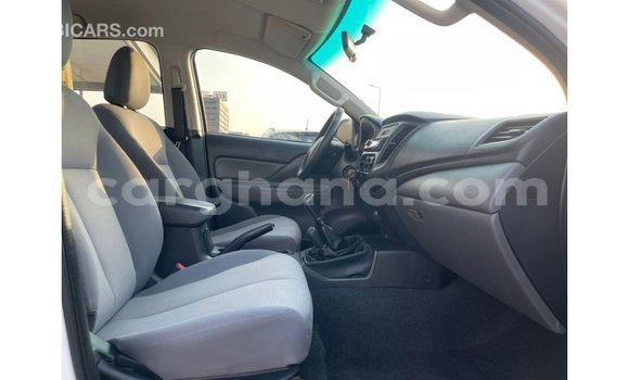 Ra Imported Mitsubishi L200 funfun Ọkọ̀ in Import - Dubai ni Ashanti Ra Imported Mitsubishi L200 funfun Ọkọ̀ in Import - Dubai ni Ashanti