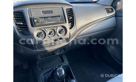 Ra Imported Mitsubishi L200 funfun Ọkọ̀ in Import - Dubai ni Ashanti Ra Imported Mitsubishi L200 funfun Ọkọ̀ in Import - Dubai ni Ashanti