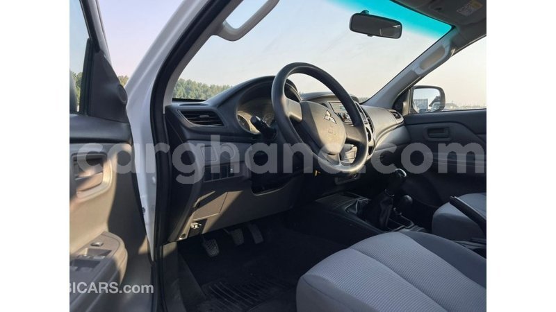 Big with watermark mitsubishi l200 ashanti import dubai 56801