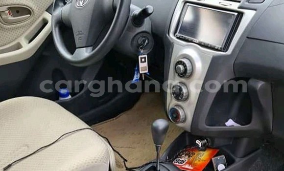 Sayi Na hannu Toyota Vitz Blue Mota in Bole a Arewa Sayi Na hannu Toyota Vitz Blue Mota in Bole a Arewa