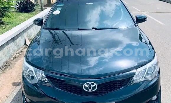 Ra Àlòkù Toyota Camry Black Ọkọ̀ in Accra ni Greater Accra