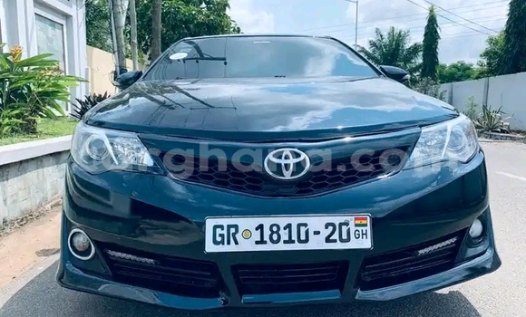 Ra Àlòkù Toyota Camry Black Ọkọ̀ in Accra ni Greater Accra Ra Àlòkù Toyota Camry Black Ọkọ̀ in Accra ni Greater Accra