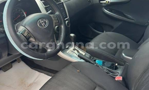Ra Àlòkù Toyota Corolla funfun Ọkọ̀ in Accra ni Greater Accra Ra Àlòkù Toyota Corolla funfun Ọkọ̀ in Accra ni Greater Accra