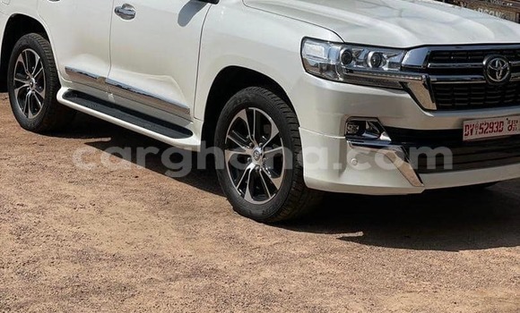 Buy Used Toyota Land Cruiser Green Car in Accra in Greater Accra