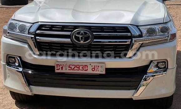 Buy Used Toyota Land Cruiser Green Car in Accra in Greater Accra Buy Used Toyota Land Cruiser Green Car in Accra in Greater Accra