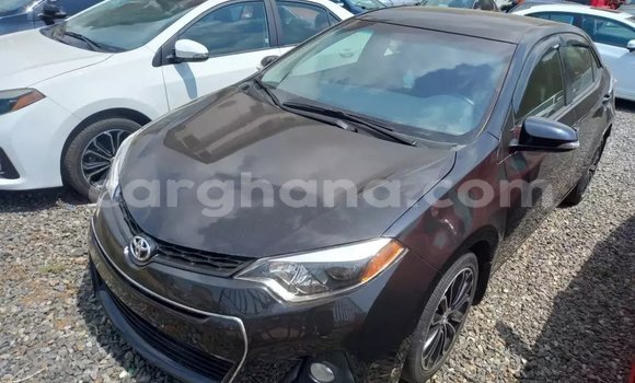 Sayi Na hannu Toyota Corolla Black Mota in Accra a Greater Accra