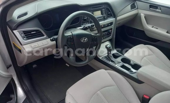 Ra Àlòkù Hyundai Elantra Red Ọkọ̀ in Accra ni Greater Accra Ra Àlòkù Hyundai Elantra Red Ọkọ̀ in Accra ni Greater Accra