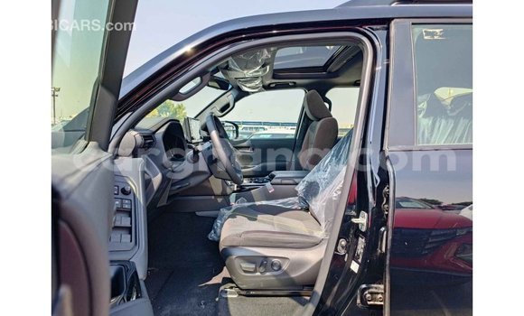 Buy Import Toyota Land Cruiser Black Car in Import - Dubai in Ashanti Buy Import Toyota Land Cruiser Black Car in Import - Dubai in Ashanti