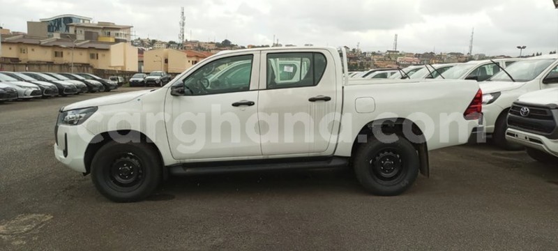 Big with watermark toyota hilux western sekondi takoradi metropolitan 56879