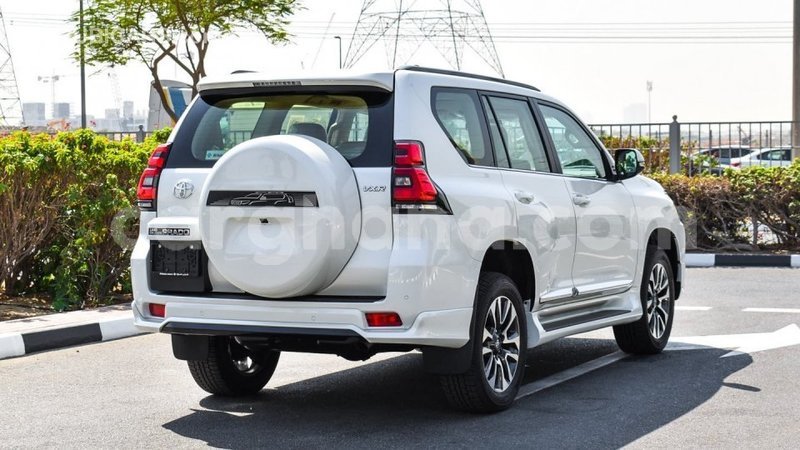 Big with watermark toyota prado ashanti import dubai 56881