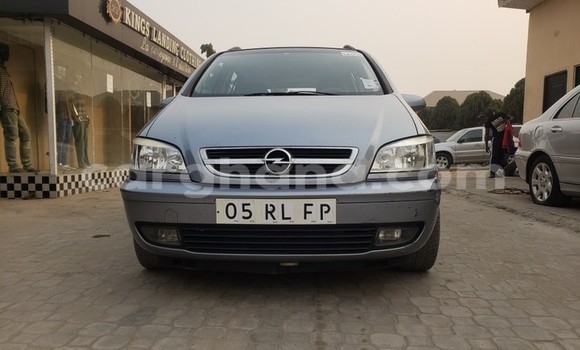 Sayi Na hannu Opel Zafira Azurfa Mota in Sekondi–Takoradi Metropolitan a Yamma