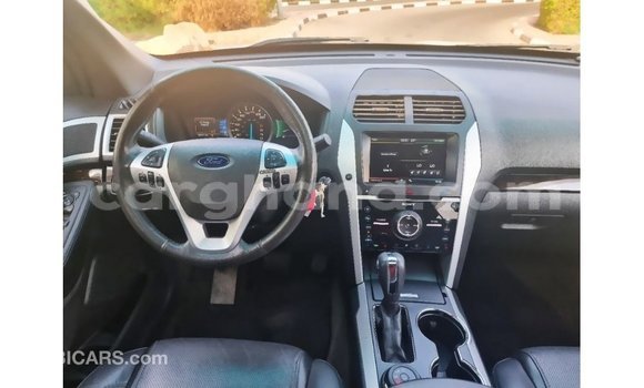Buy Import Ford Explorer White Car in Import - Dubai in Ashanti Buy Import Ford Explorer White Car in Import - Dubai in Ashanti