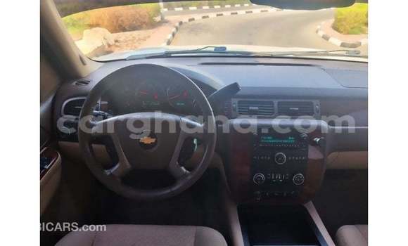 Ra Imported Chevrolet Suburban funfun Ọkọ̀ in Import - Dubai ni Ashanti Ra Imported Chevrolet Suburban funfun Ọkọ̀ in Import - Dubai ni Ashanti