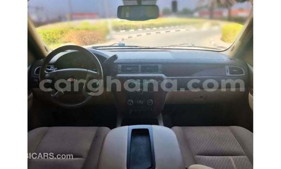 Ra Imported Chevrolet Suburban funfun Ọkọ̀ in Import - Dubai ni Ashanti Ra Imported Chevrolet Suburban funfun Ọkọ̀ in Import - Dubai ni Ashanti