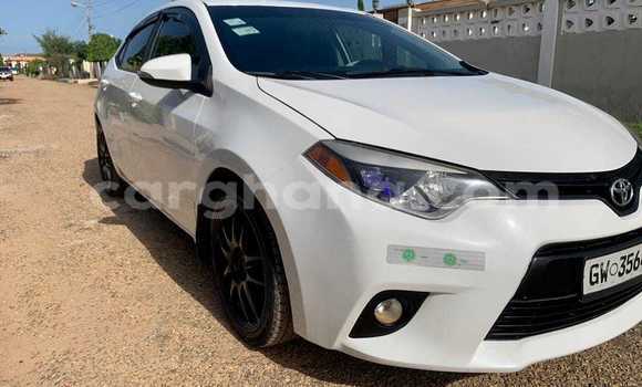 Buy Used Toyota Corolla White Car in Accra in Greater Accra Buy Used Toyota Corolla White Car in Accra in Greater Accra