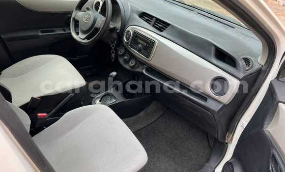 Buy Used Toyota Vitz White Car in Accra in Greater Accra Buy Used Toyota Vitz White Car in Accra in Greater Accra